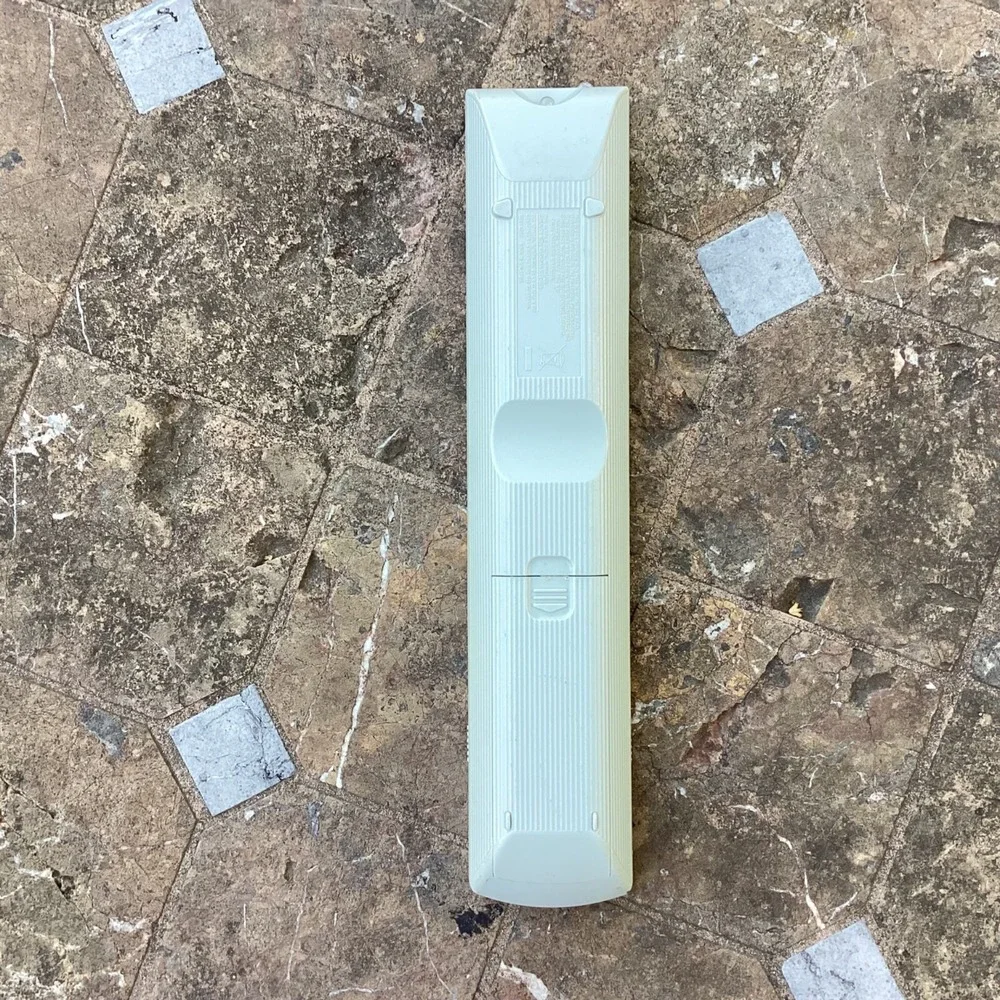 Genuine Sony TV RM-YD003 Remote Control Tested‎ and Working - Picture 2 of 3
